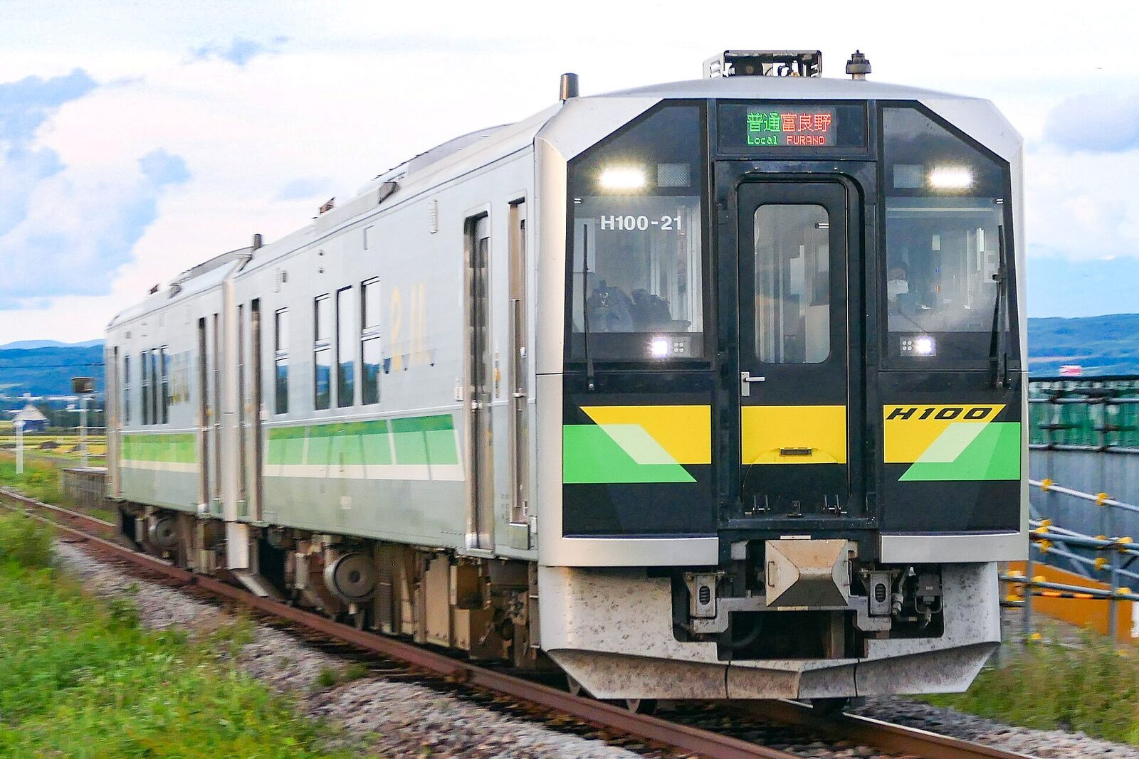 JR富良野線の富良野行きの普通列車
